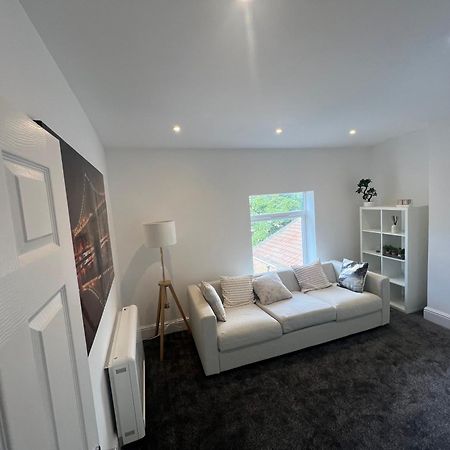 Beach House In Liverpool Waterloo Esterno foto